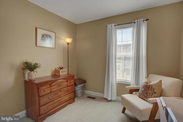 536 S CARLISLE ST, Greencastle, PA 17225