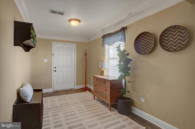 536 S CARLISLE ST, Greencastle, PA 17225