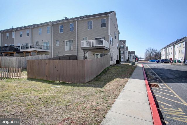 536 S CARLISLE ST, Greencastle, PA 17225