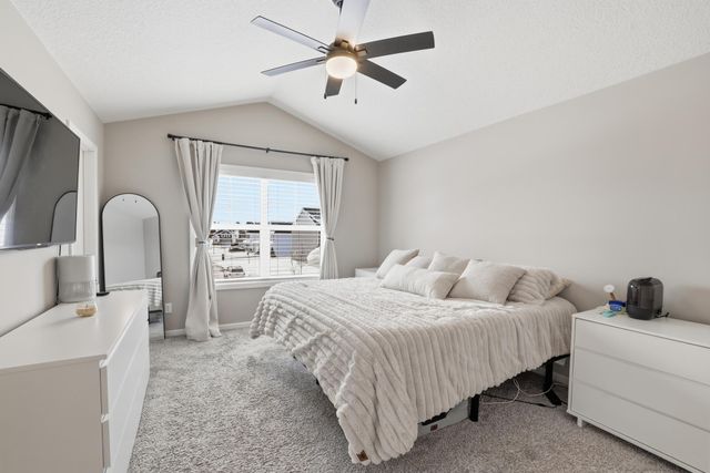 6886 102nd Street S, Cottage Grove, MN 55016