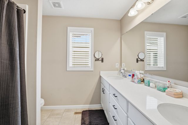 6886 102nd Street S, Cottage Grove, MN 55016