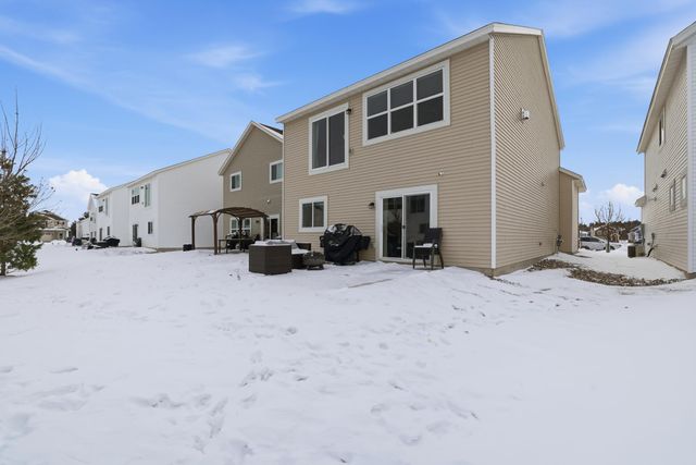 6886 102nd Street S, Cottage Grove, MN 55016