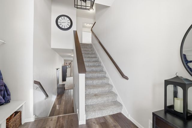 6886 102nd Street S, Cottage Grove, MN 55016