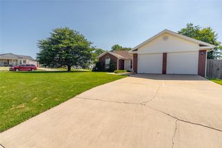 2523 Meadow Lake Street, Springdale, AR 72764