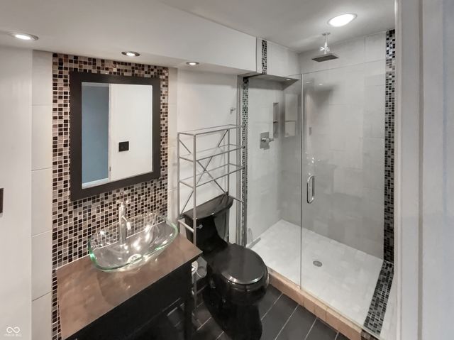 11987 Quarry Court, Fishers, IN 46037