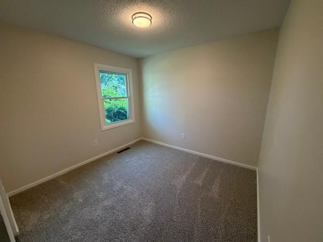 1855 S Village Drive SE, Rochester, MN 55904