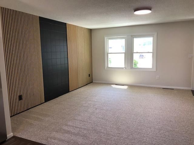 1855 S Village Drive SE, Rochester, MN 55904