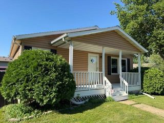 1855 S Village Drive SE, Rochester, MN 55904