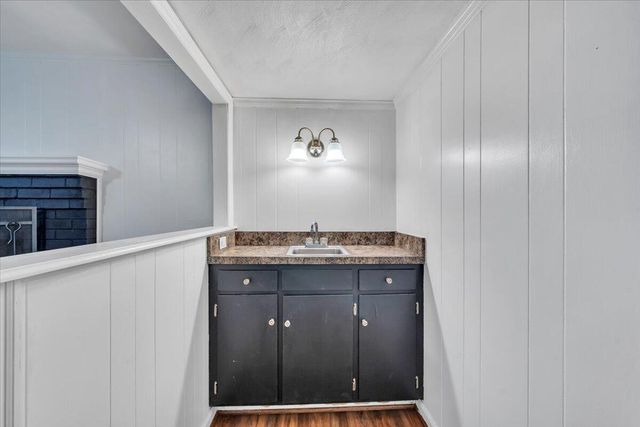 3030 Sedgefield RD SW, Roanoke, VA 24015