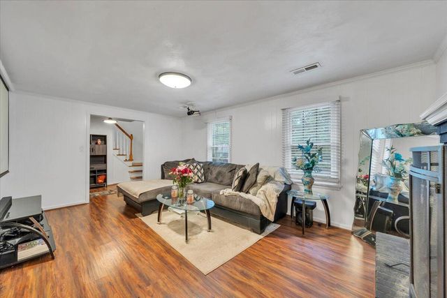 3030 Sedgefield RD SW, Roanoke, VA 24015