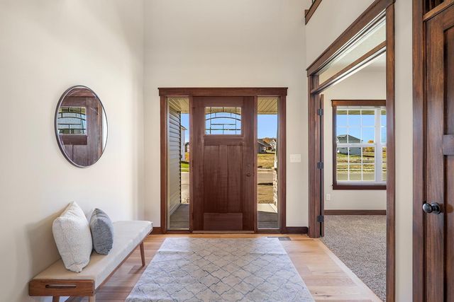 16123 Europa Avenue N, Hugo, MN 55038