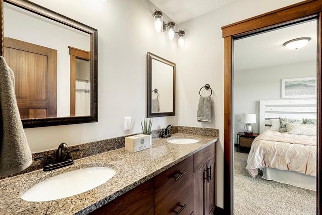 16123 Europa Avenue N, Hugo, MN 55038