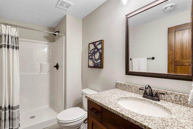 16123 Europa Avenue N, Hugo, MN 55038