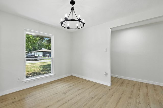 3011 Sunnybrook Lane, Arlington, TX 76014