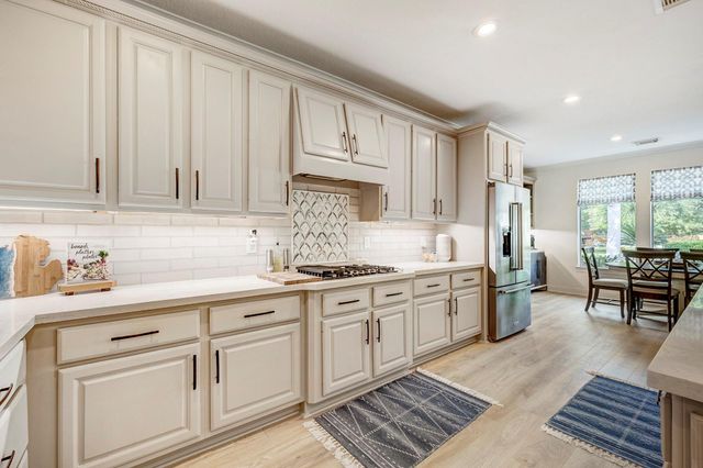 2600 Silverstone Way, Conroe, TX 77304