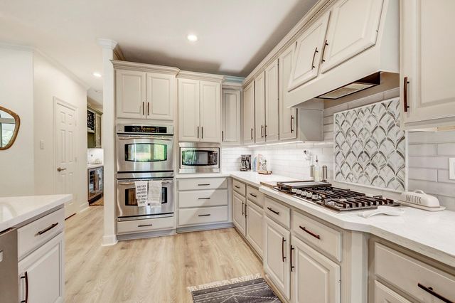 2600 Silverstone Way, Conroe, TX 77304