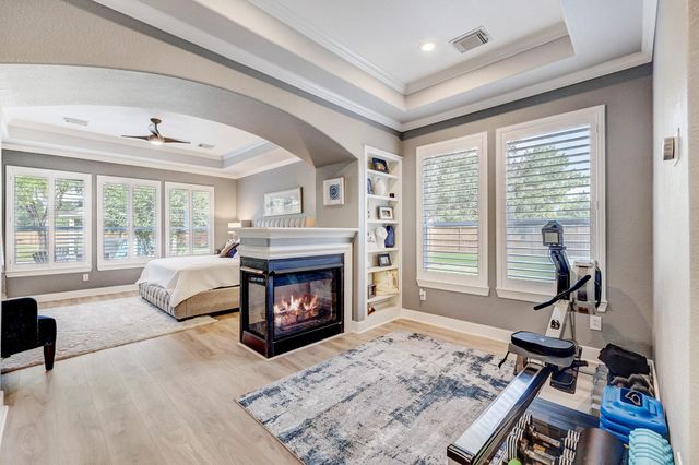 2600 Silverstone Way, Conroe, TX 77304