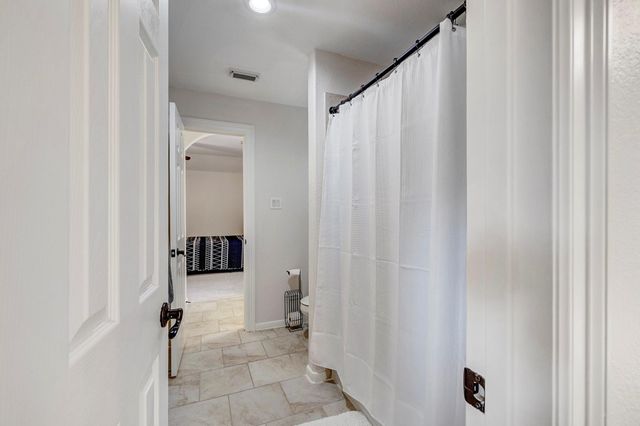 2600 Silverstone Way, Conroe, TX 77304