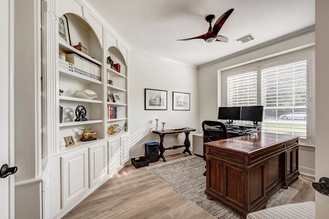 2600 Silverstone Way, Conroe, TX 77304