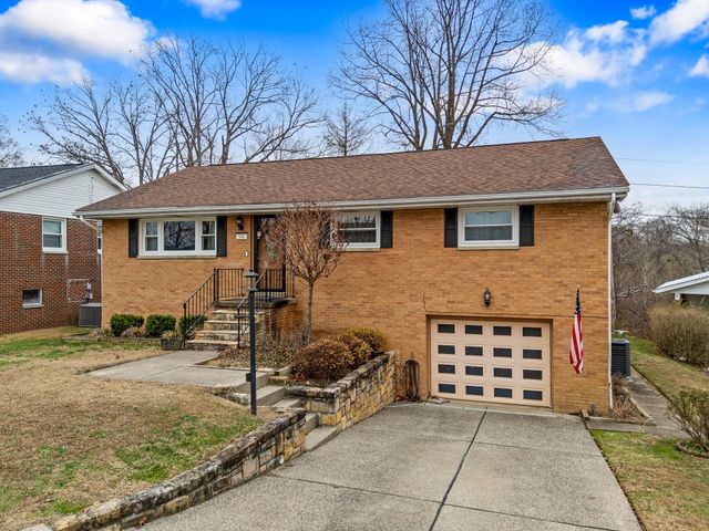 151 Willoughby Avenue, Huntington, WV 25705