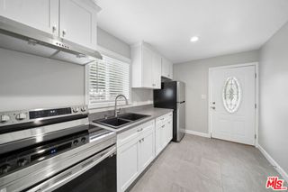 1545 W 23rd Street, Los Angeles, CA 90007