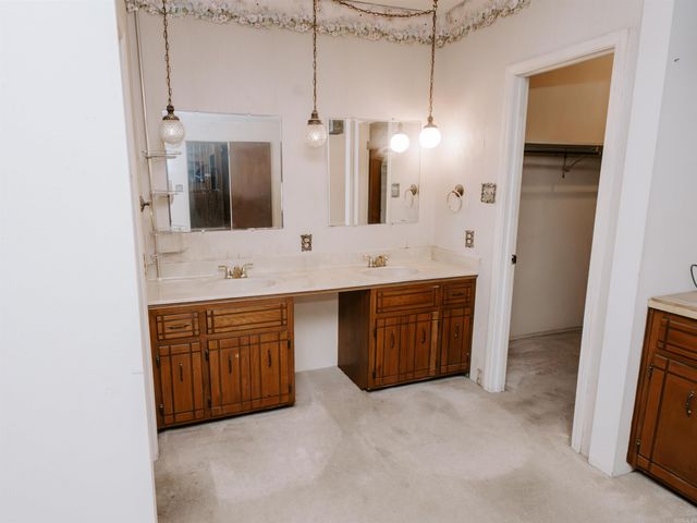 207 Brookhollow Court, Hot Springs, AR 71913
