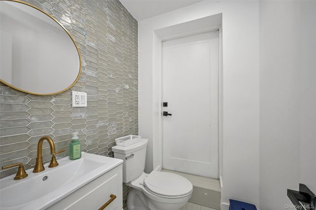 76-37 Vleigh Place, Kew Garden Hills, NY 11367
