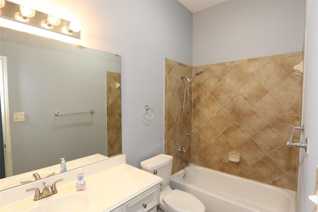 11031 Anilu Drive, Richmond, TX 77406