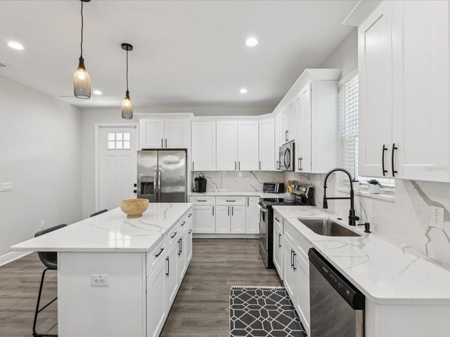 2809 N 21ST STREET, Tampa, FL 33605