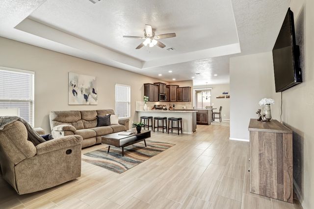 4749 Guadalupe Peak Street SW, Los Lunas, NM 87031