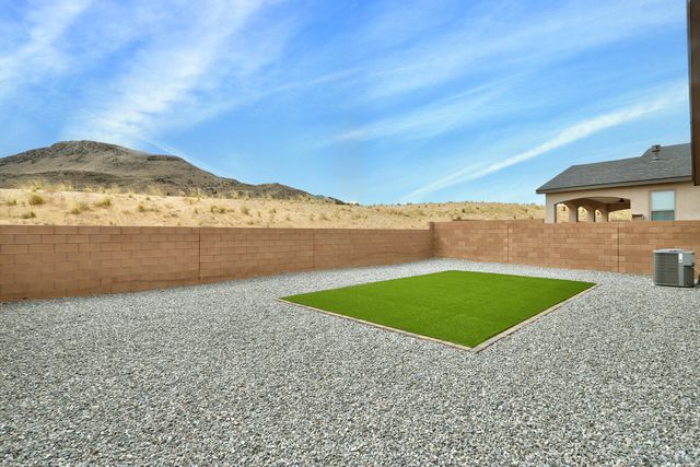 4749 Guadalupe Peak Street SW, Los Lunas, NM 87031