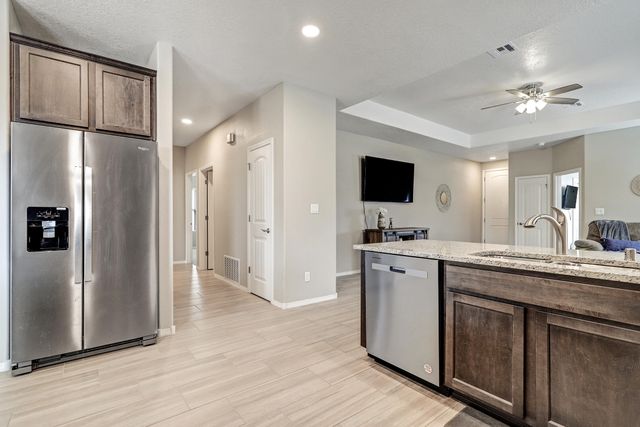 4749 Guadalupe Peak Street SW, Los Lunas, NM 87031