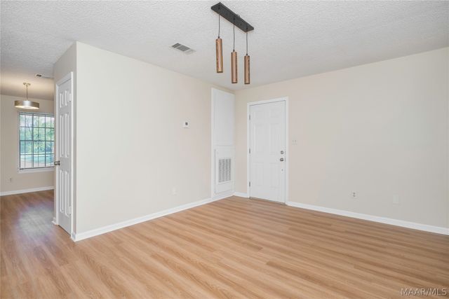 6216 South Hampton Drive, Montgomery, AL 36116