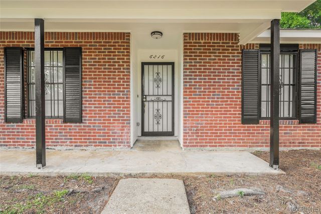 6216 South Hampton Drive, Montgomery, AL 36116