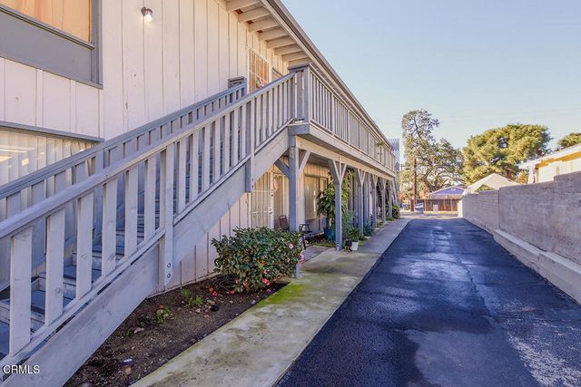 318 S Canyon Boulevard, Monrovia, CA 91016