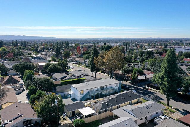 318 S Canyon Boulevard, Monrovia, CA 91016