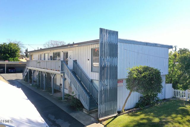 318 S Canyon Boulevard, Monrovia, CA 91016