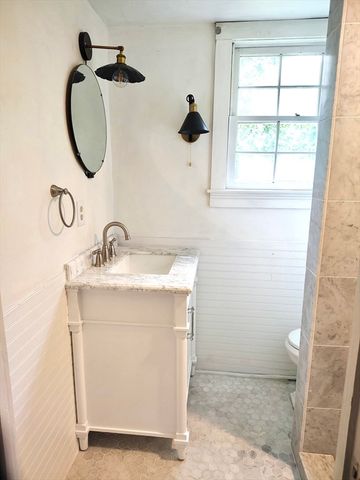 1015 Hortonville Rd, Swansea, MA 02777
