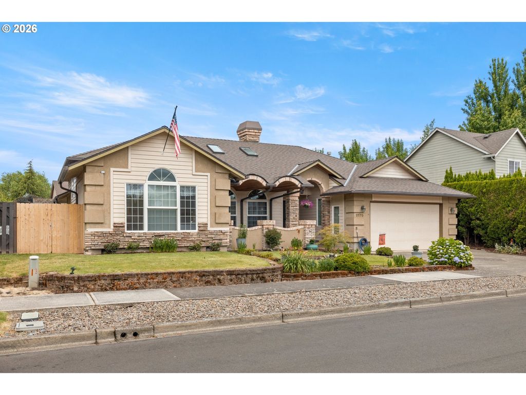 Image 3 of property listing at 3175 Ne Lucas Dr, Mc Minnville, OR 97128