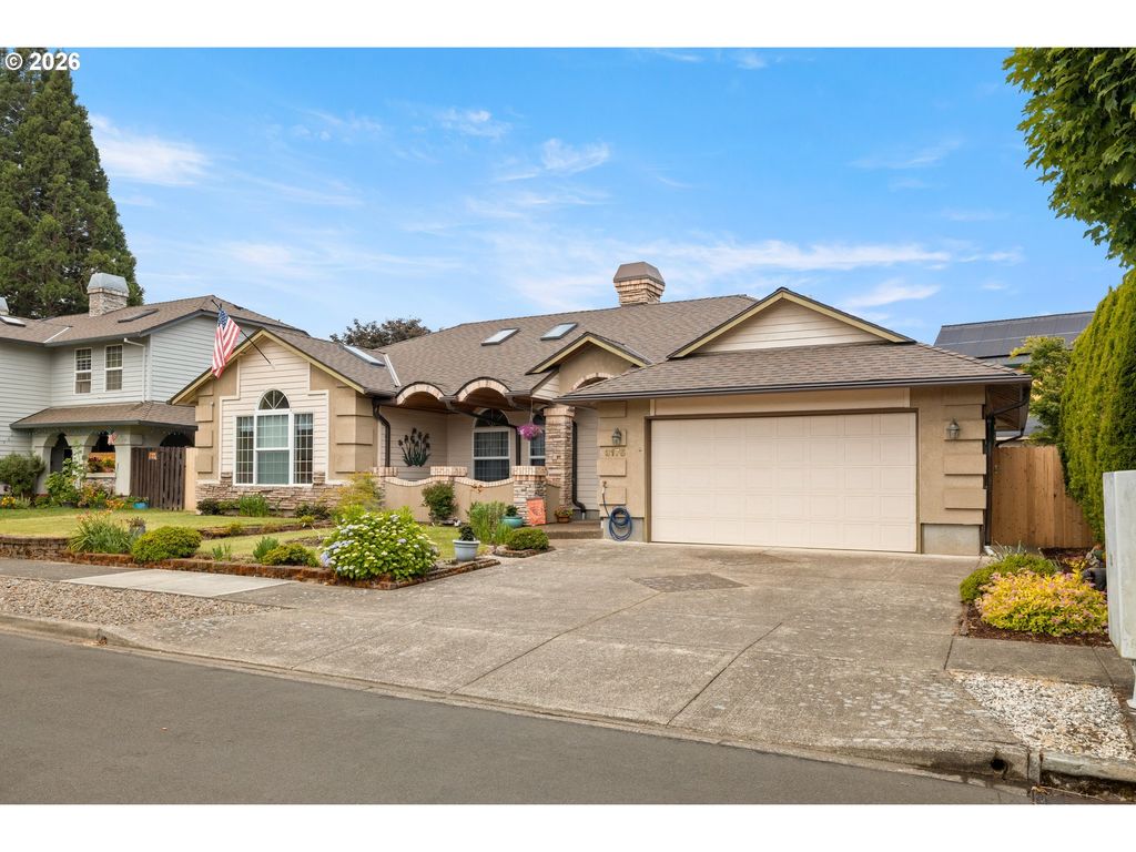 Image 36 of property listing at 3175 Ne Lucas Dr, Mc Minnville, OR 97128