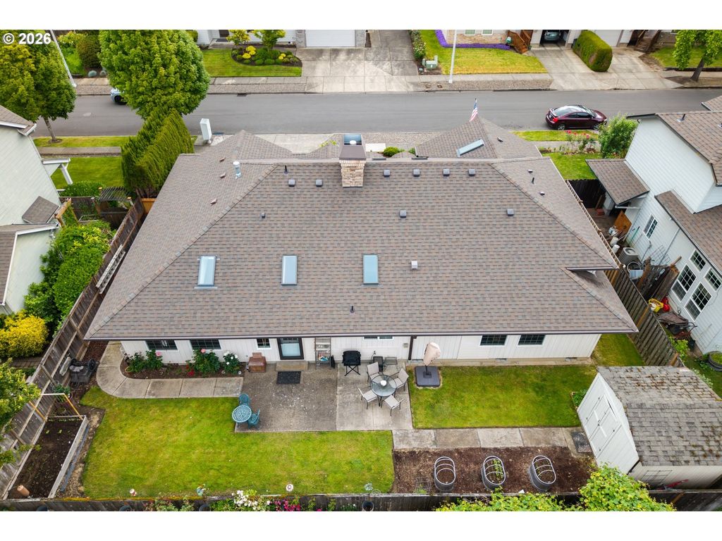 Image 37 of property listing at 3175 Ne Lucas Dr, Mc Minnville, OR 97128