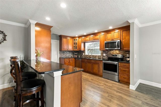 1044 FOREST CIRCLE, Winter Springs, FL 32708