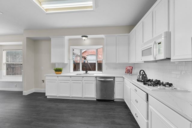 2613 Dove Creek Drive, Rowlett, TX 75088