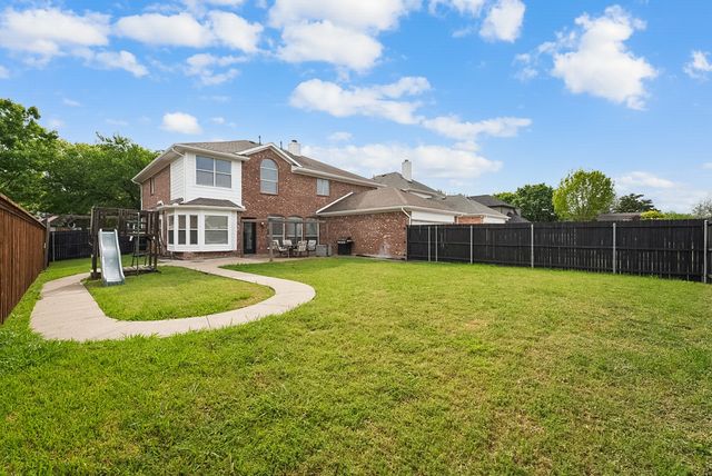 2613 Dove Creek Drive, Rowlett, TX 75088