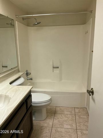 5122 E EDGEMONT Avenue, Phoenix, AZ 85008
