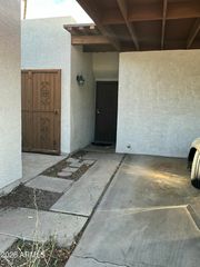 5122 E EDGEMONT Avenue, Phoenix, AZ 85008