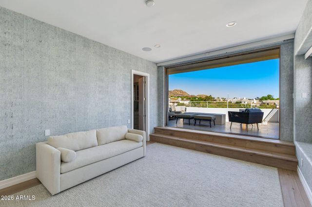 6509 N 29th Street, Phoenix, AZ 85016