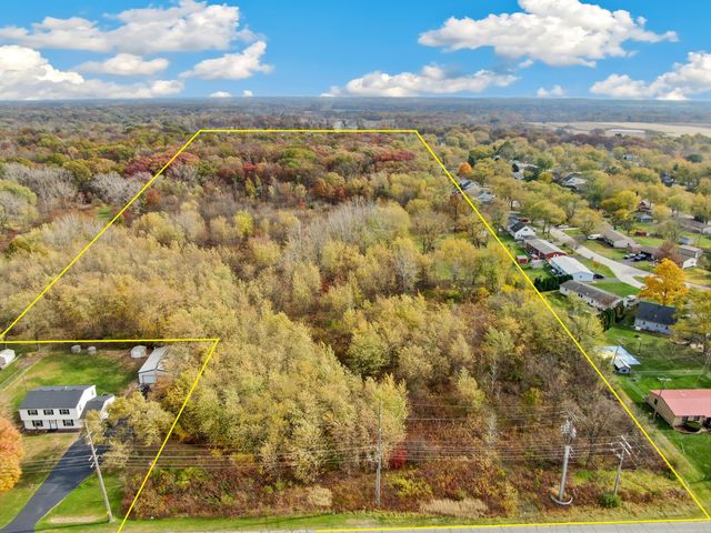 677 N 450 W, Valparaiso, IN 46385