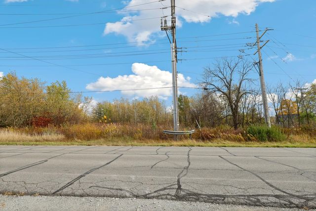 677 N 450 W, Valparaiso, IN 46385