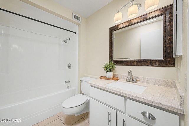 13435 N EMBERWOOD Drive, Sun City, AZ 85351
